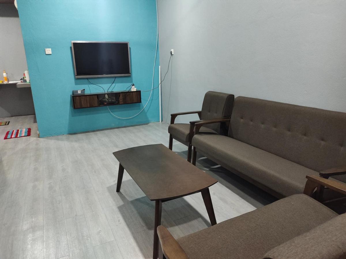 Alish Homestay Gua Musang With Free Wifi, Netflix Luaran gambar